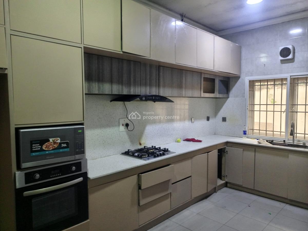 Relatively New 3 Bedroom Duplex Located in a Serene Secureneighbourhd, Ikoyi Lagos, Ikoyi, Lagos, Terraced Duplex for Rent