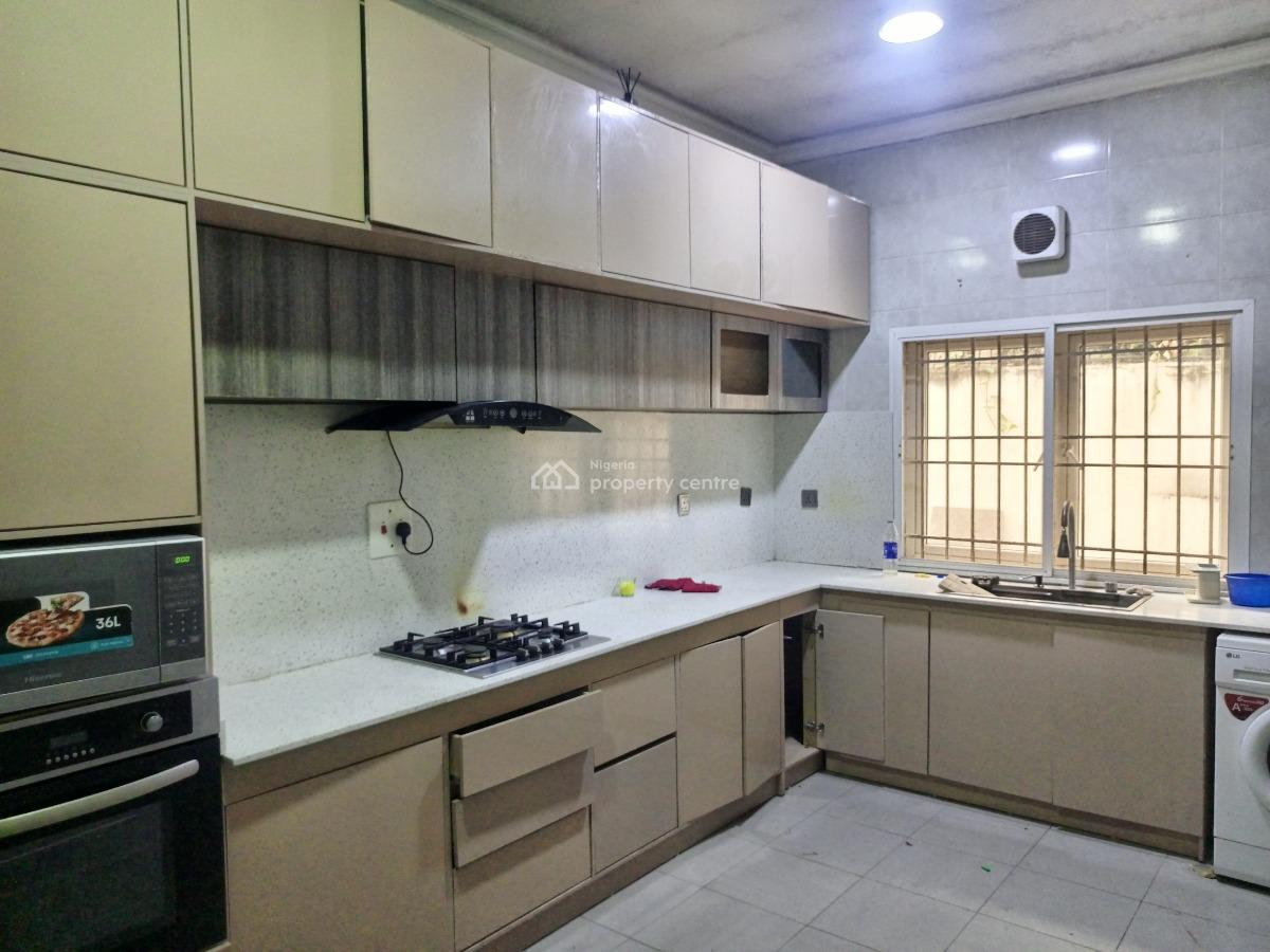 Relatively New 3 Bedroom Duplex Located in a Serene Secureneighbourhd, Ikoyi Lagos, Ikoyi, Lagos, Terraced Duplex for Rent