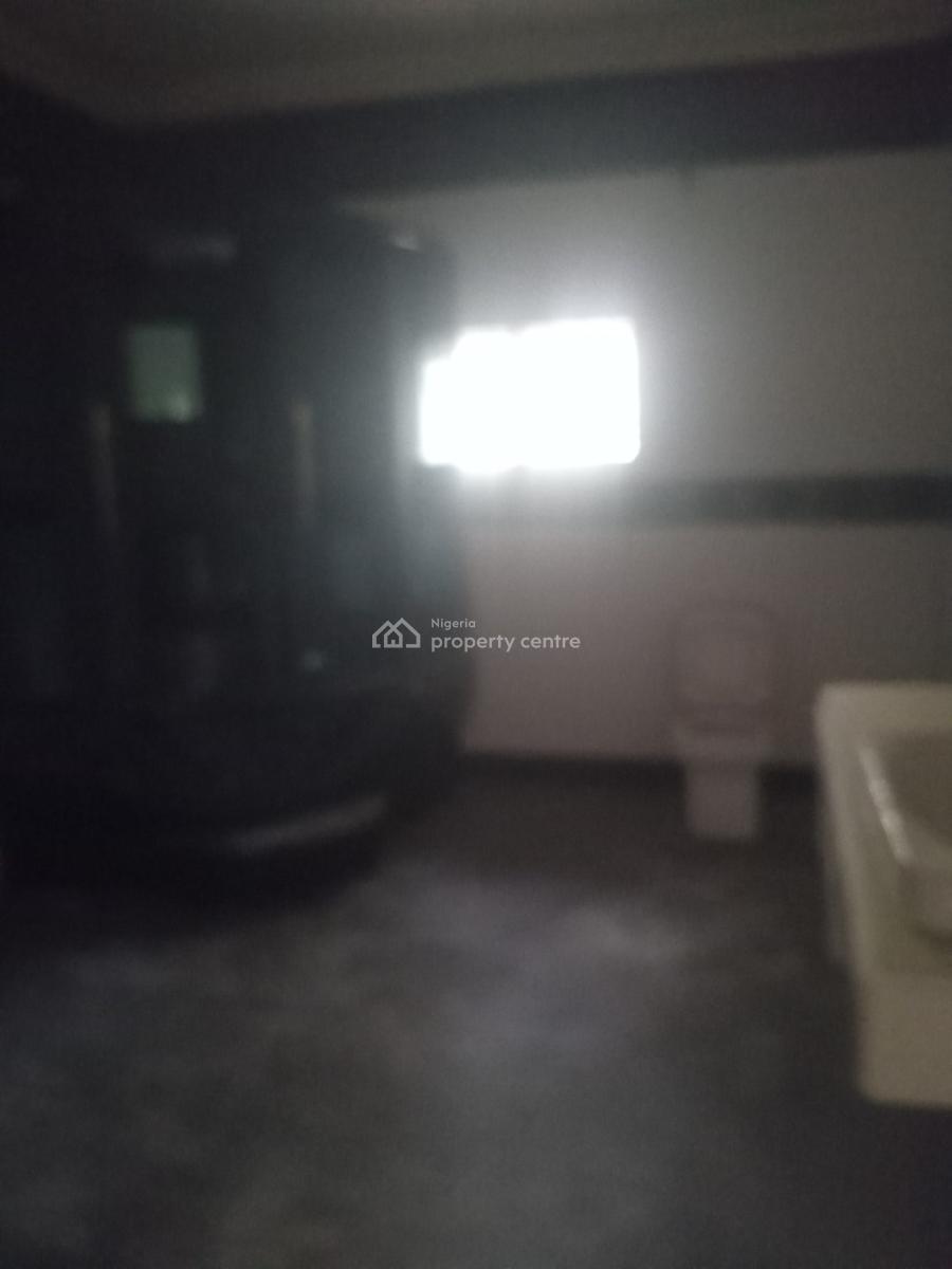 a Luxurious 6 Bedroom Duplex, Chevron Drive Carlton Gate Estate, Lekki, Lagos, Detached Duplex for Sale