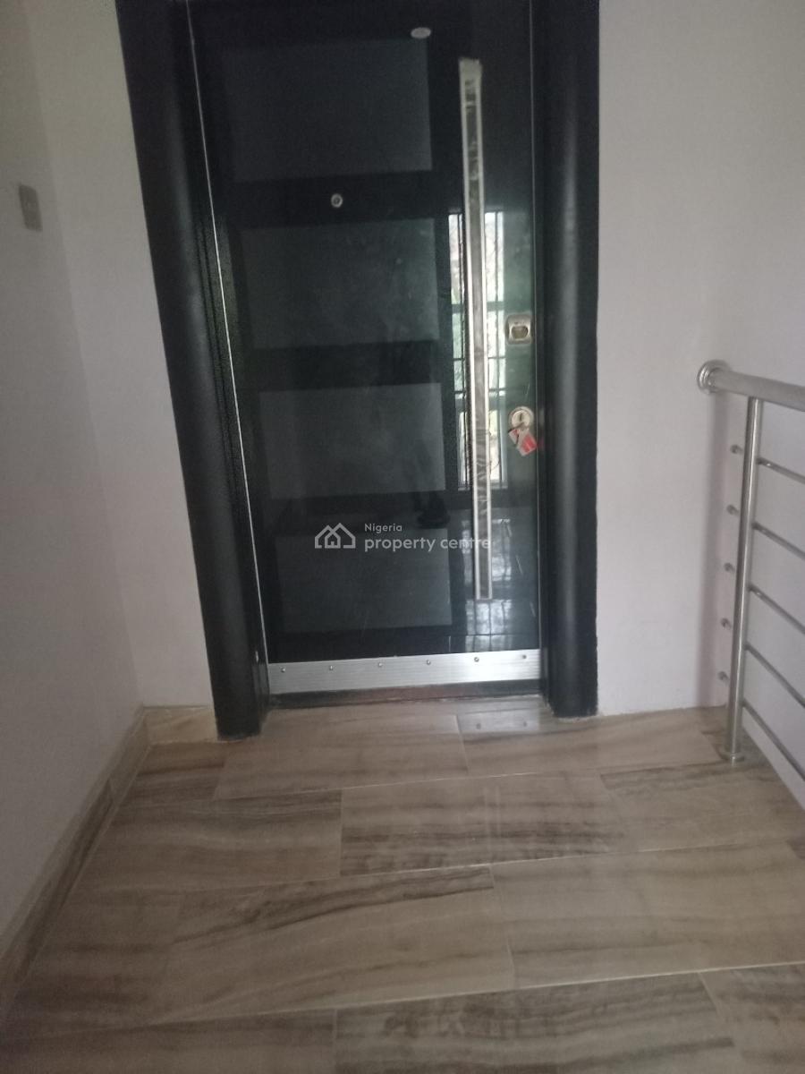 a Luxurious 6 Bedroom Duplex, Chevron Drive Carlton Gate Estate, Lekki, Lagos, Detached Duplex for Sale