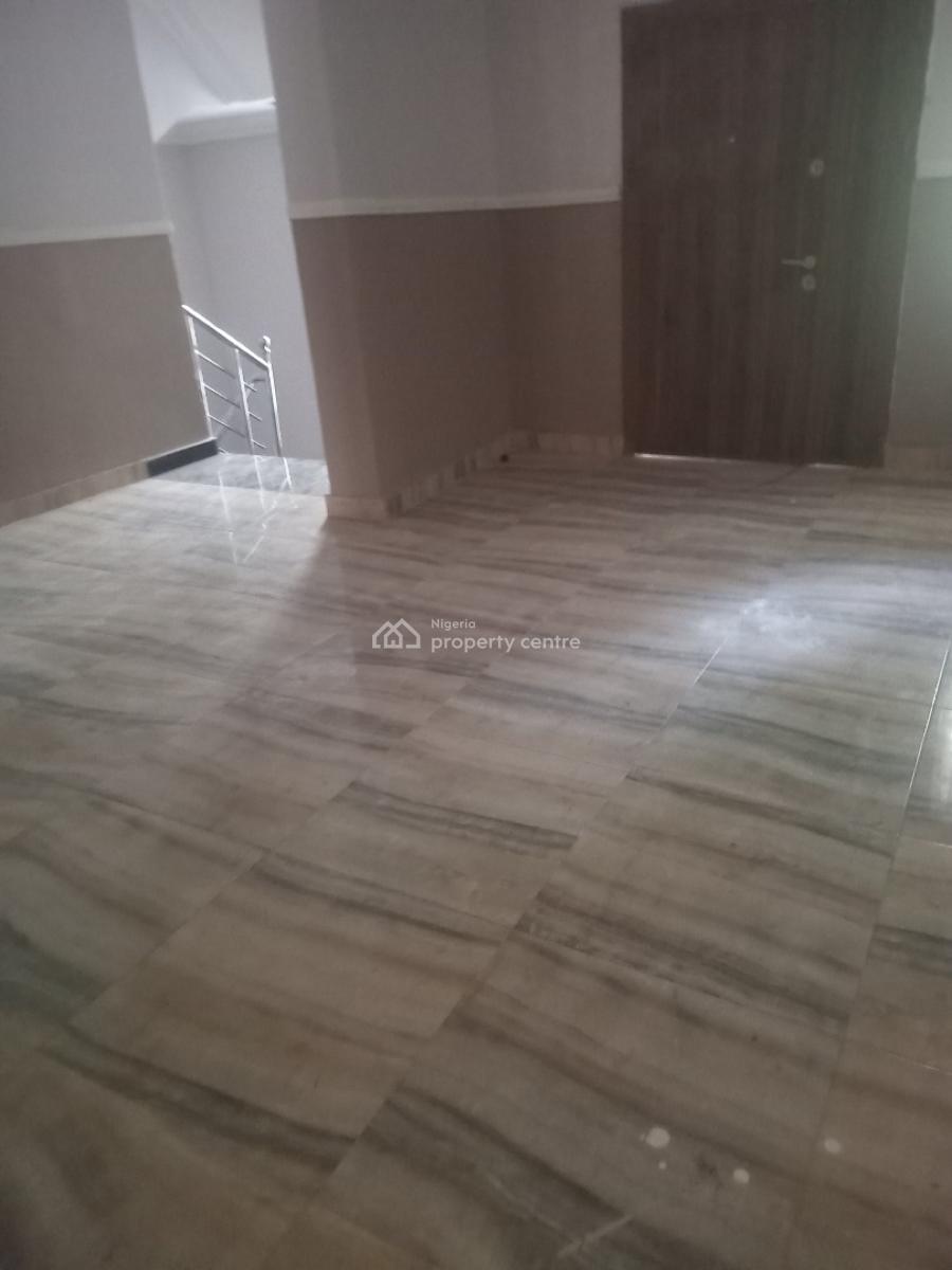 a Luxurious 6 Bedroom Duplex, Chevron Drive Carlton Gate Estate, Lekki, Lagos, Detached Duplex for Sale