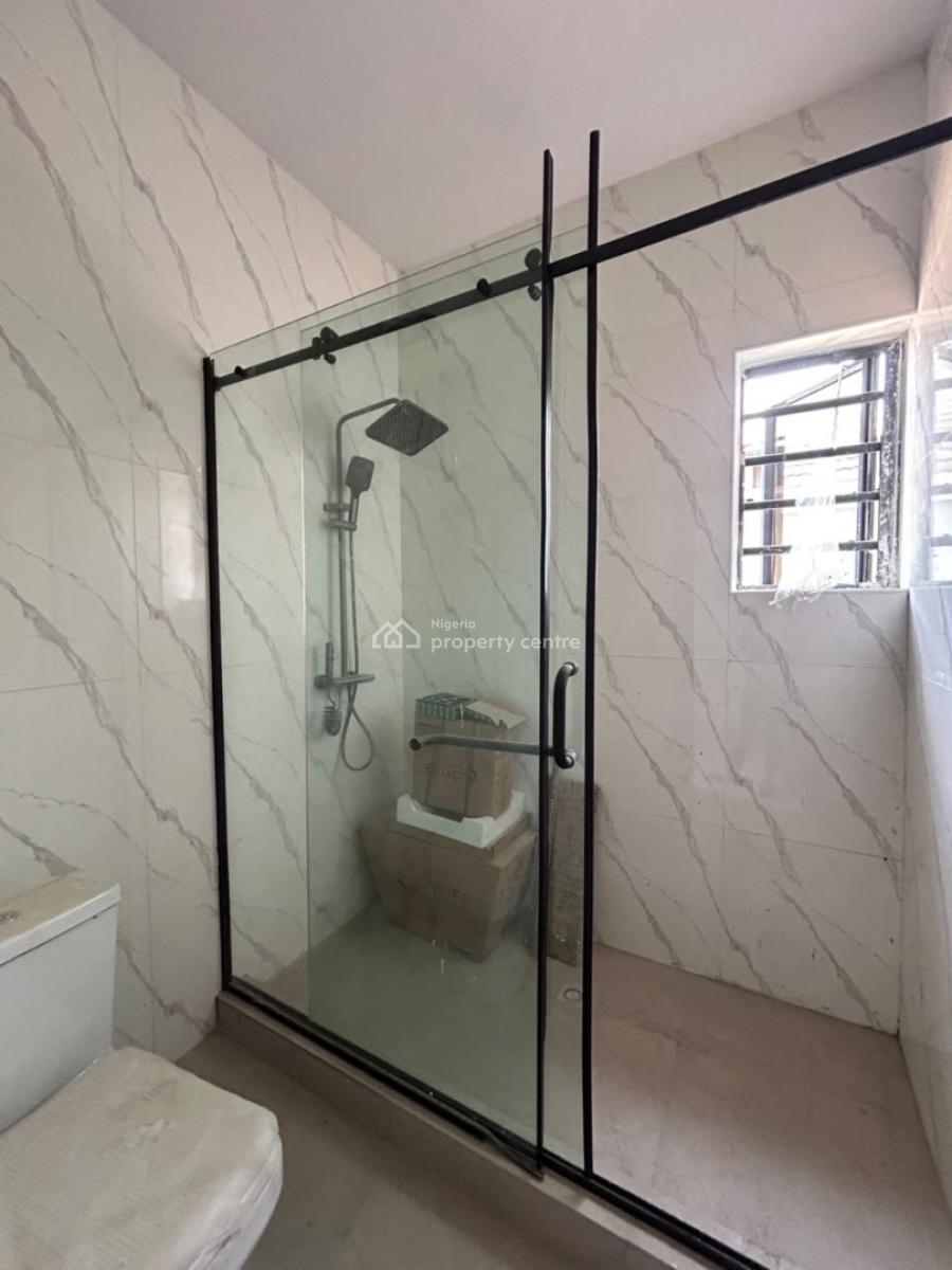 Contemporary 2 Bedroom Apartment, Lekki Phase 1, Lekki, Lagos, Flat / Apartment for Rent