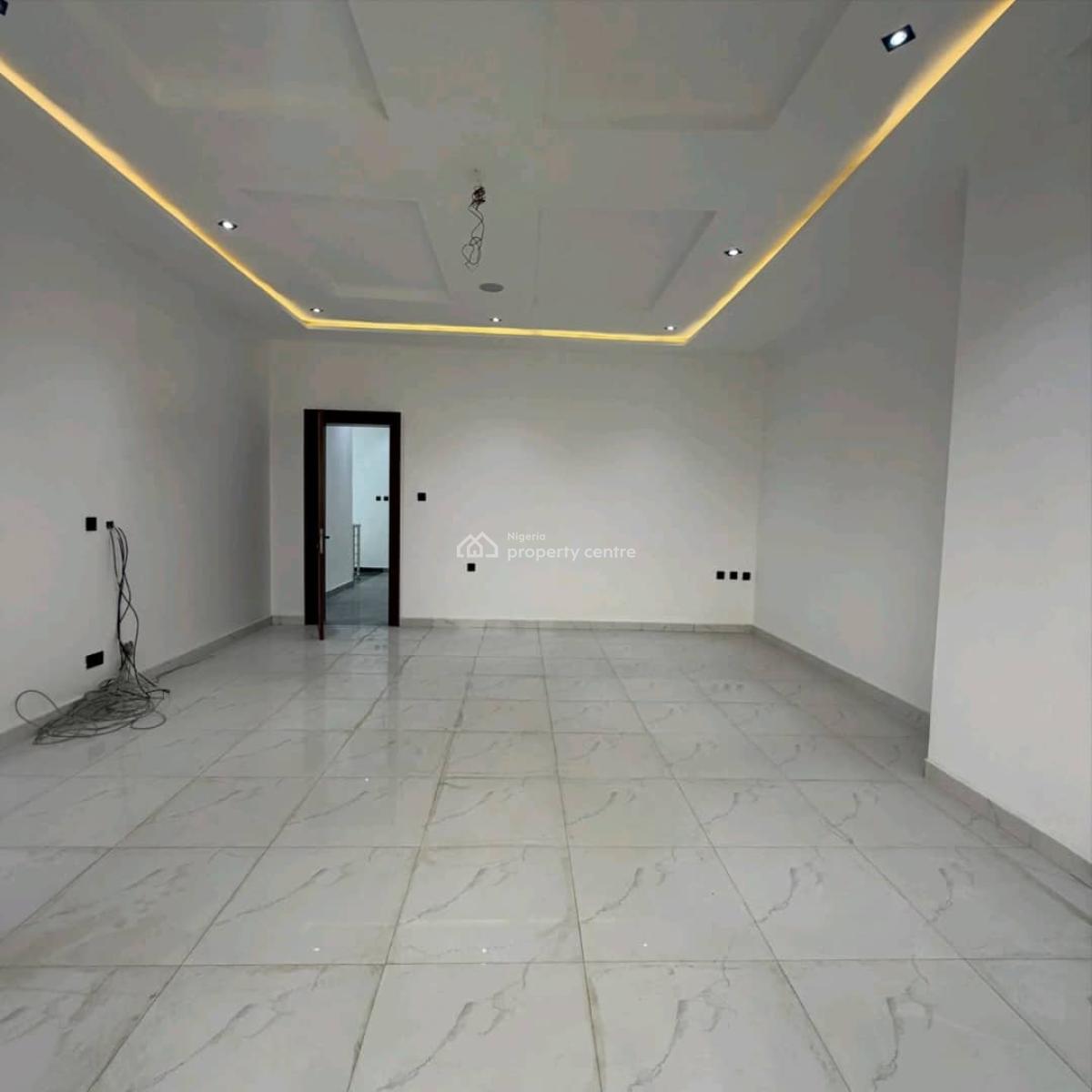 5 Bedroom Fully Detached Duplex with 2 Rooms Bq, Guzape District, Abuja, Detached Duplex for Sale