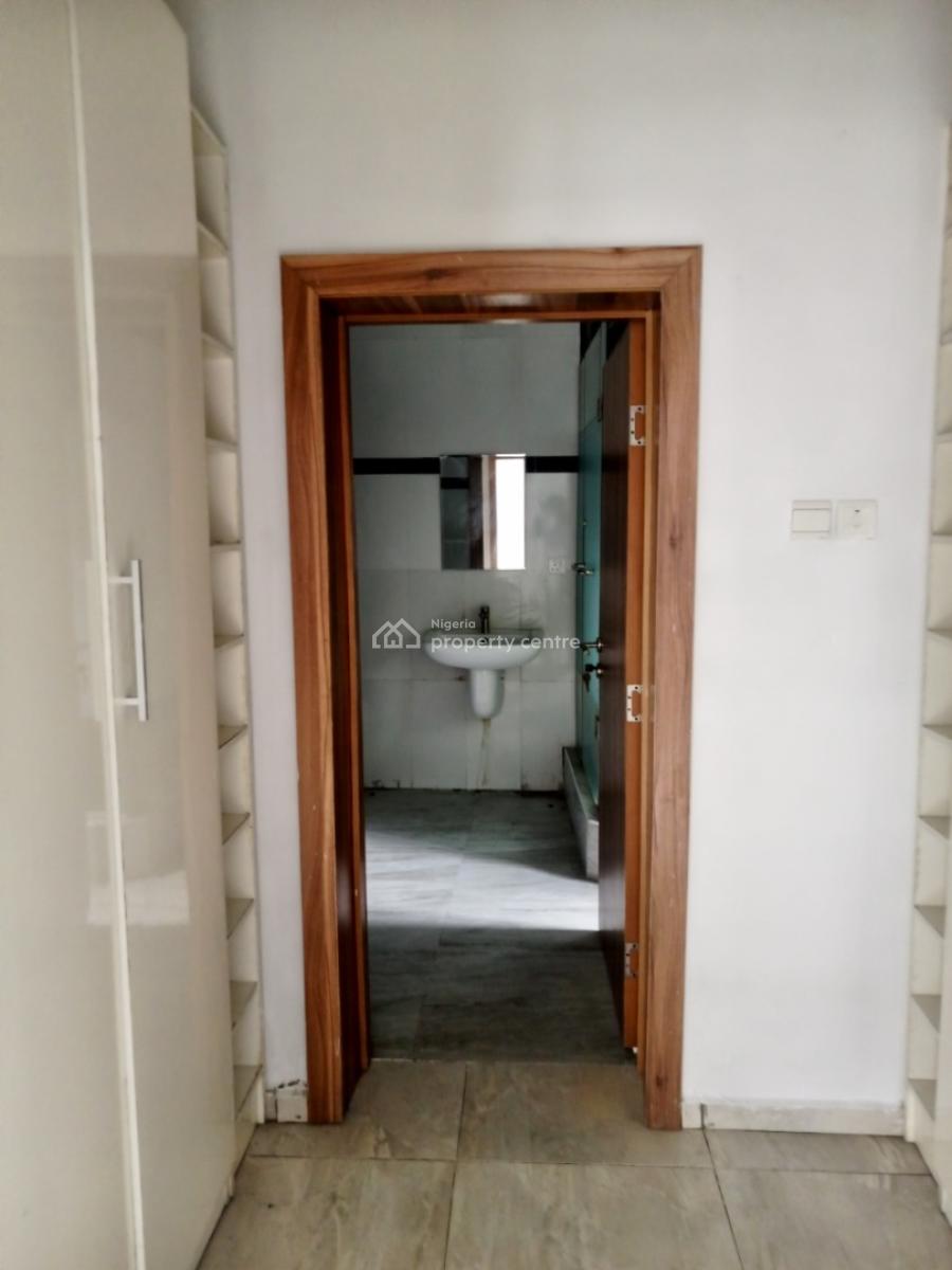 Relatively New 10 Units of 3 Bedroom Flats Located in a Serene Secured, Ikoyi Lagos, Ikoyi, Lagos, House for Rent