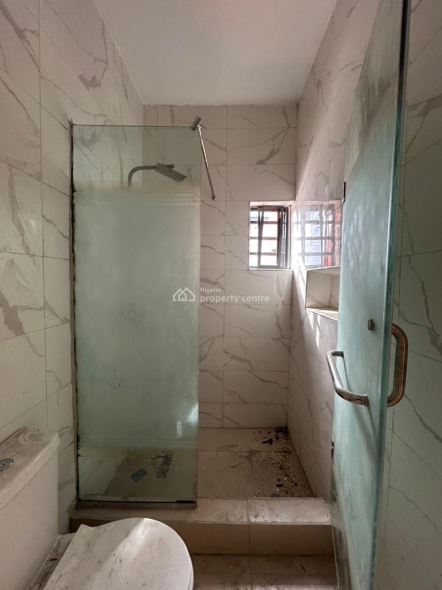 Tastefully Built 3 Bedroom Apartment, Ologolo, Lekki, Lagos, Flat / Apartment for Rent