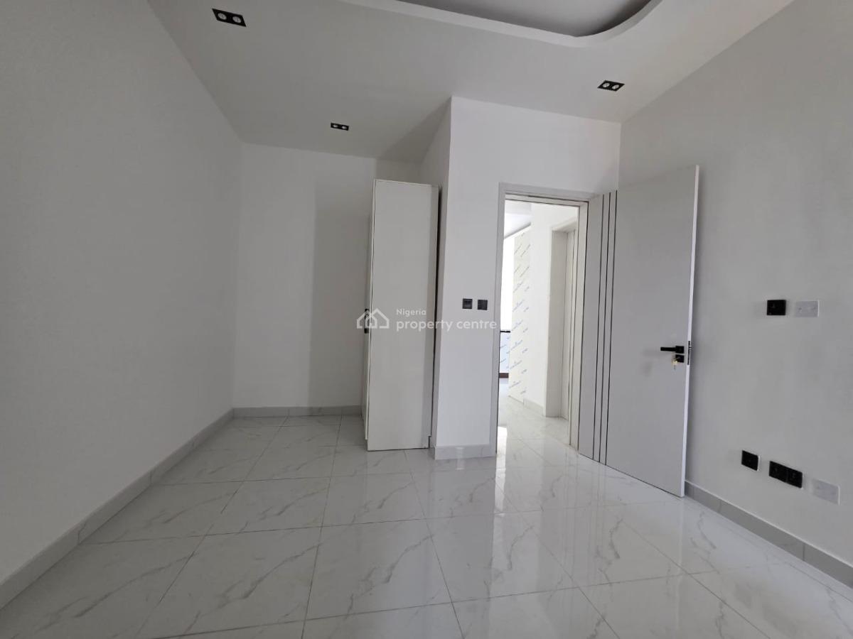Amazingly Built 2 Bedroom Apartment with Elevator, Ikate, Lekki, Lagos, Flat / Apartment for Sale