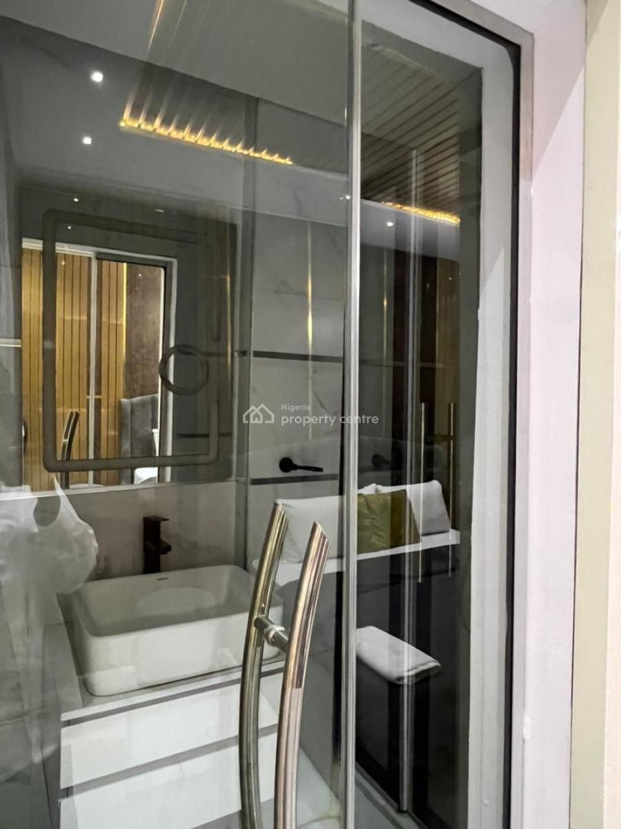 Luxury 1bedroom Apartment,seaview Balcony Available From Today, Lekki Phase 1, Lekki, Lagos, Flat / Apartment Short Let