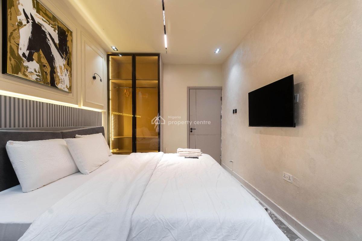 3 Bedroom Luxurious Apartment with Wine Bar, Snooker Swimming Pool & P, Lekki Phase 1, Lekki, Lagos, Flat / Apartment Short Let