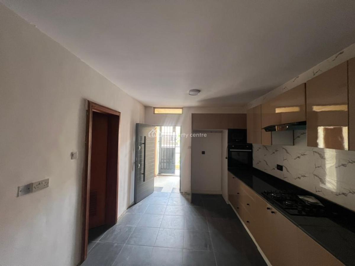 Fully Serviced Massive 3 Bedrooms Maisonette, Bq/ Laudry Room, Lekki Phase 1, Lekki Phase 1, Lekki, Lagos, House for Rent