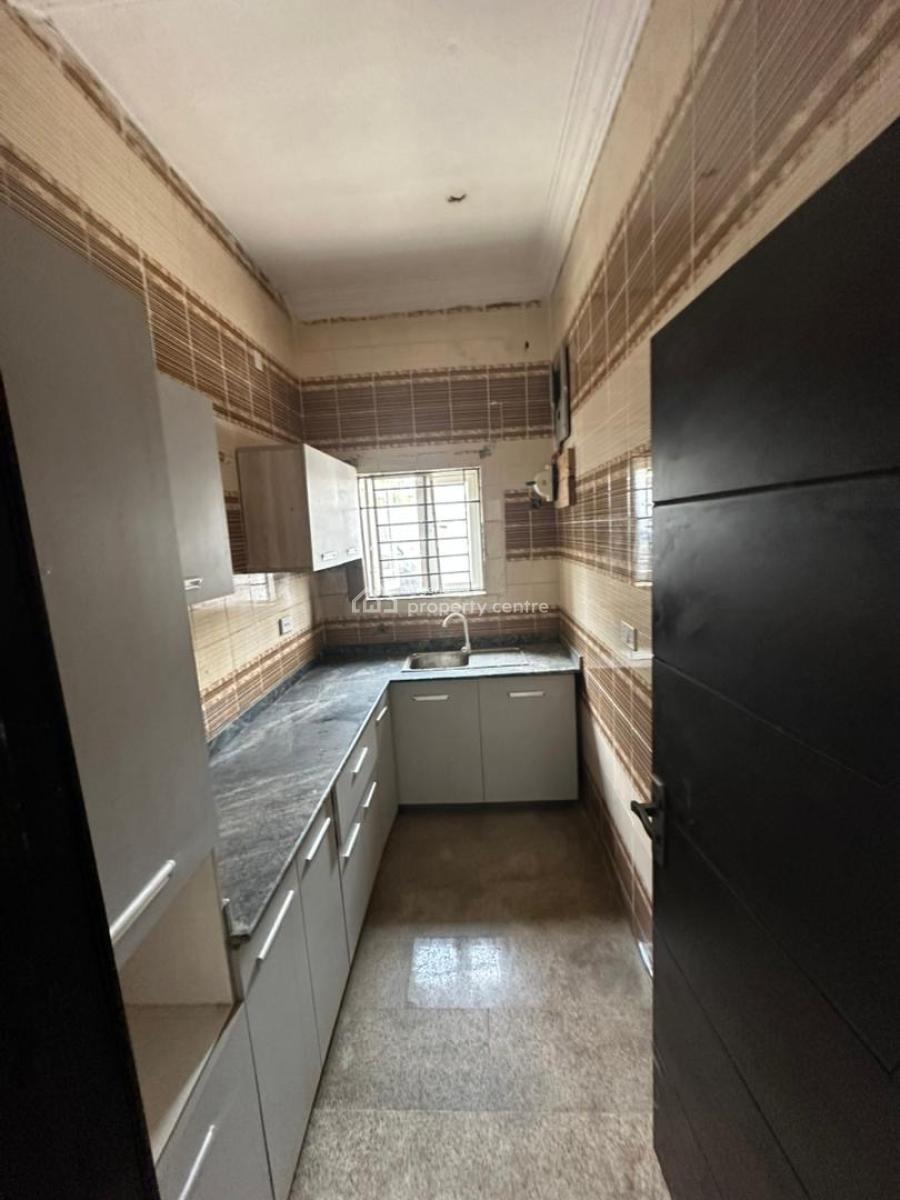 Clean 2 Bedroom, Salem, Ikate, Lekki, Lagos, Flat / Apartment for Rent