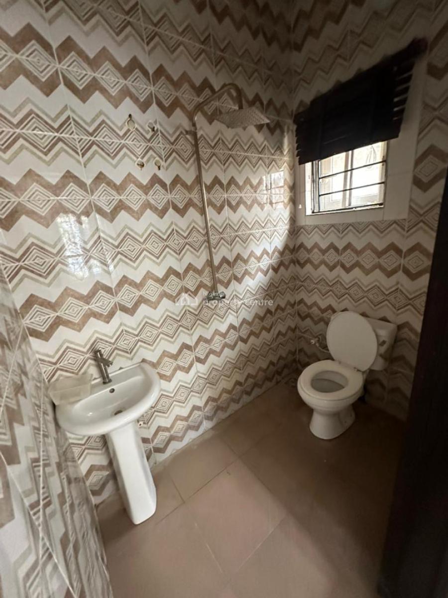 Clean 2 Bedroom, Salem, Ikate, Lekki, Lagos, Flat / Apartment for Rent