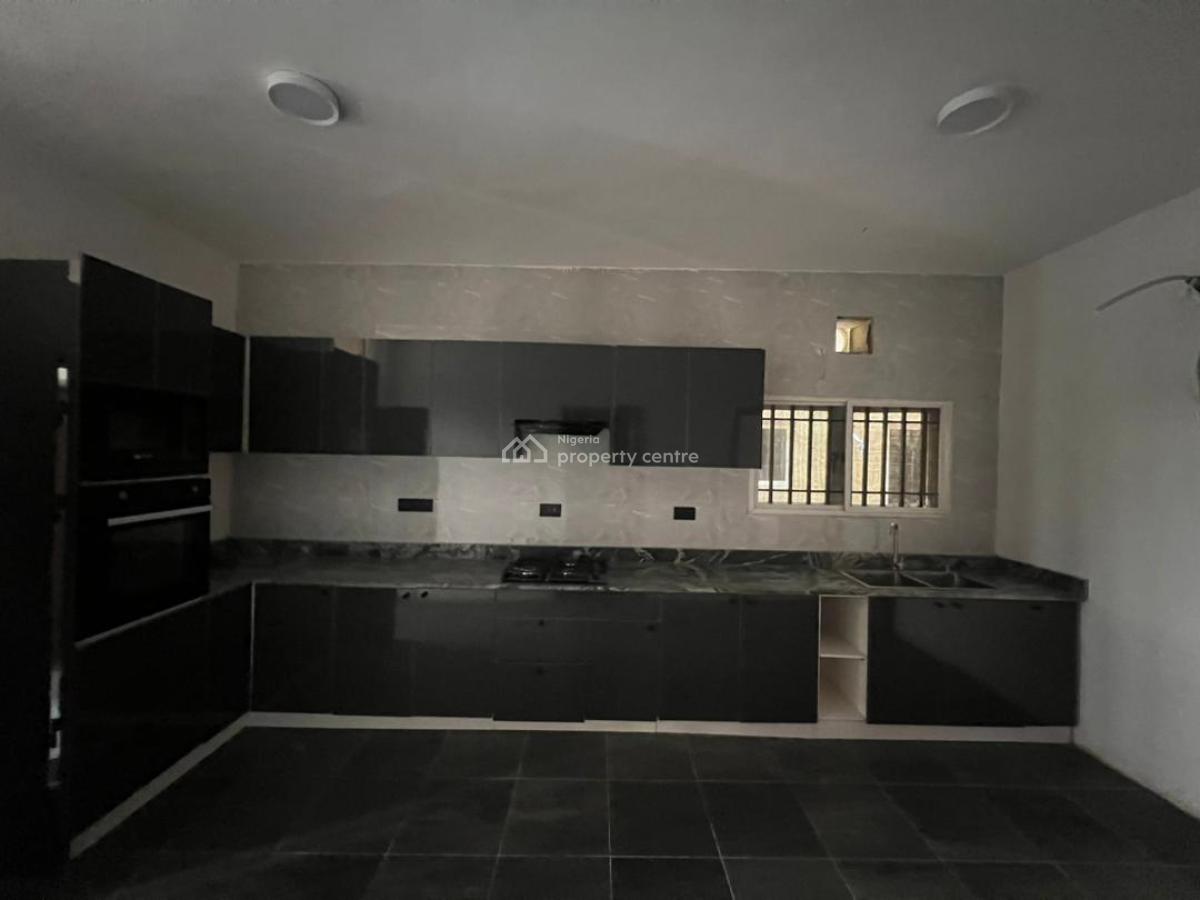 Fully Serviced Massive 3 Bedroom Apartment, Bq/ Laudry Room, Lekki Phase 1, Lekki Phase 1, Lekki, Lagos, House for Rent