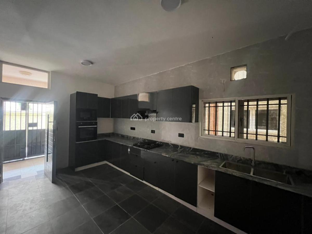 Fully Serviced Massive 3 Bedroom Apartment, Bq/ Laudry Room, Lekki Phase 1, Lekki Phase 1, Lekki, Lagos, House for Rent