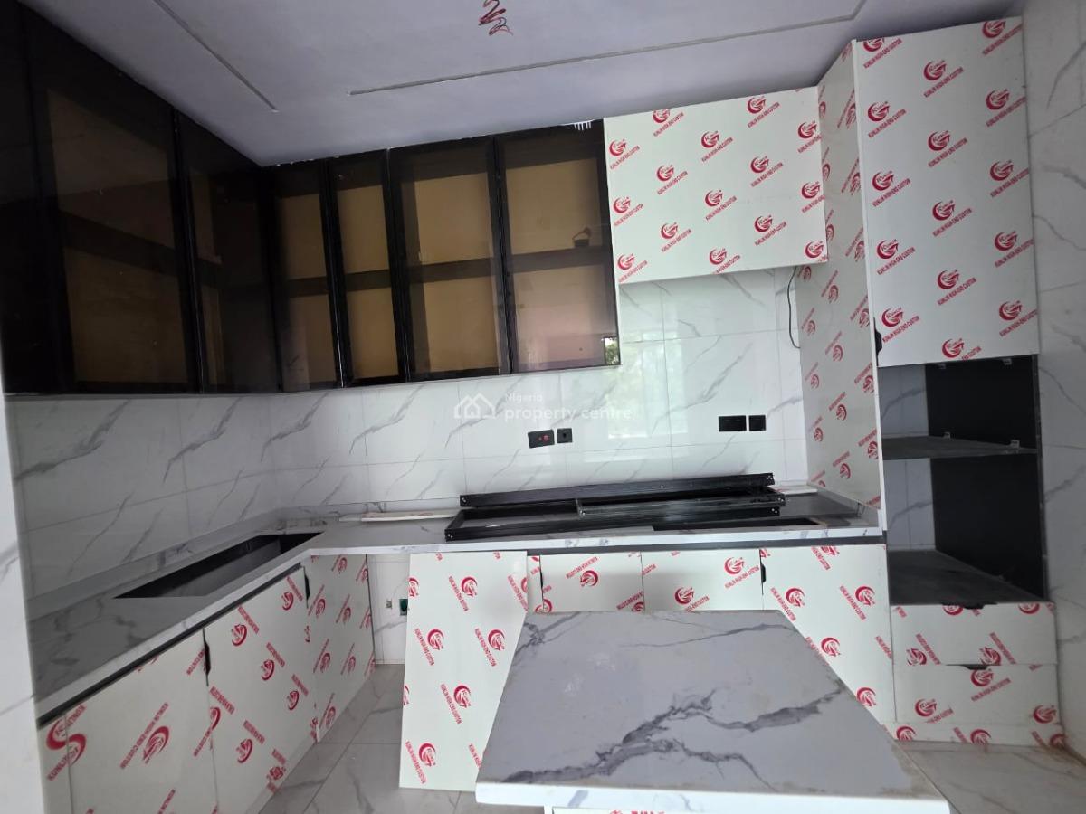 2 Bedroom Apartment with Elevator, Gym, Ikate Elegushi, Lekki, Lagos, Flat / Apartment for Sale