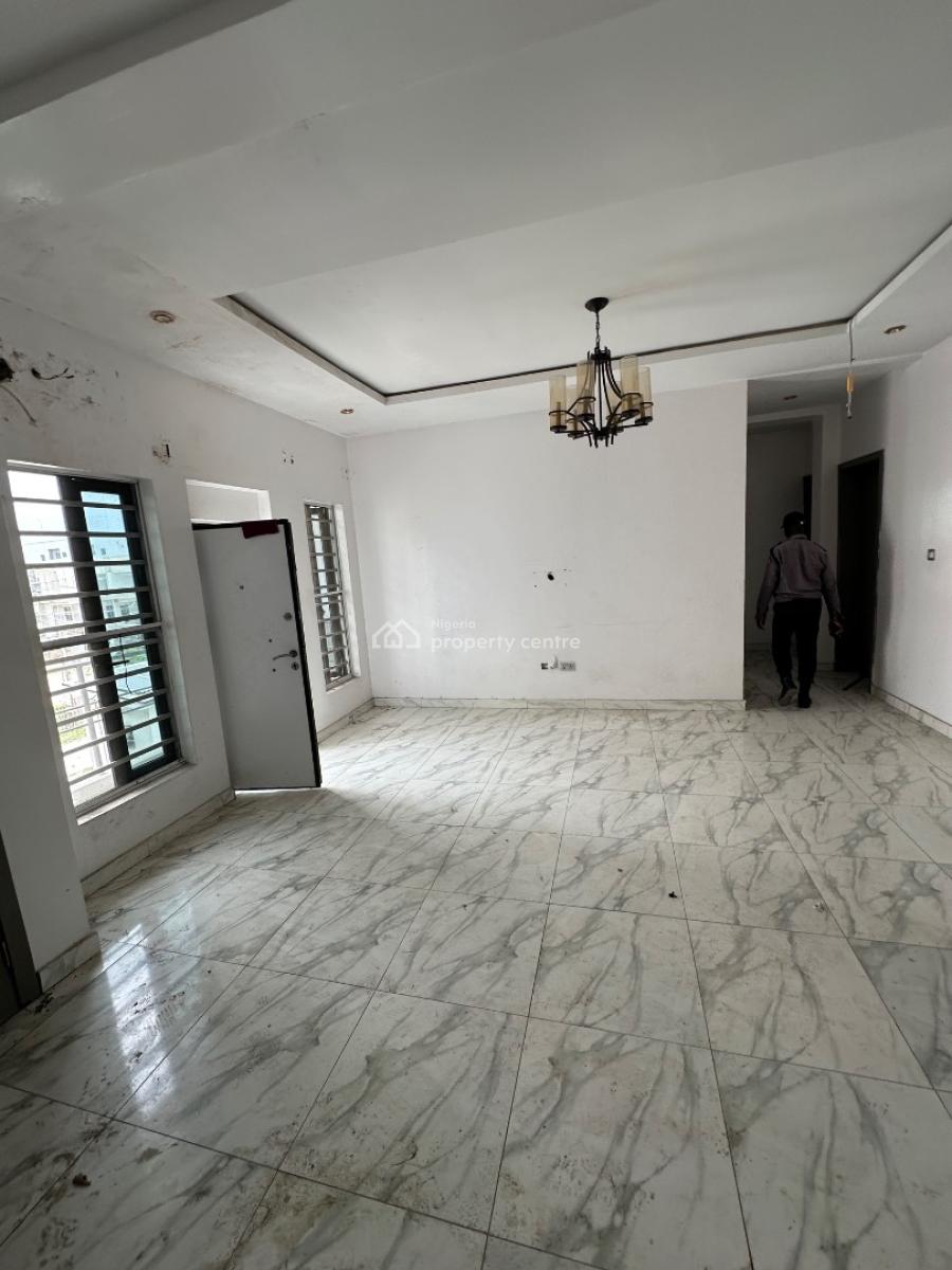 Three Bedroom Flat (2nd Floor), Ilasan, Lekki, Lagos, Flat / Apartment for Rent