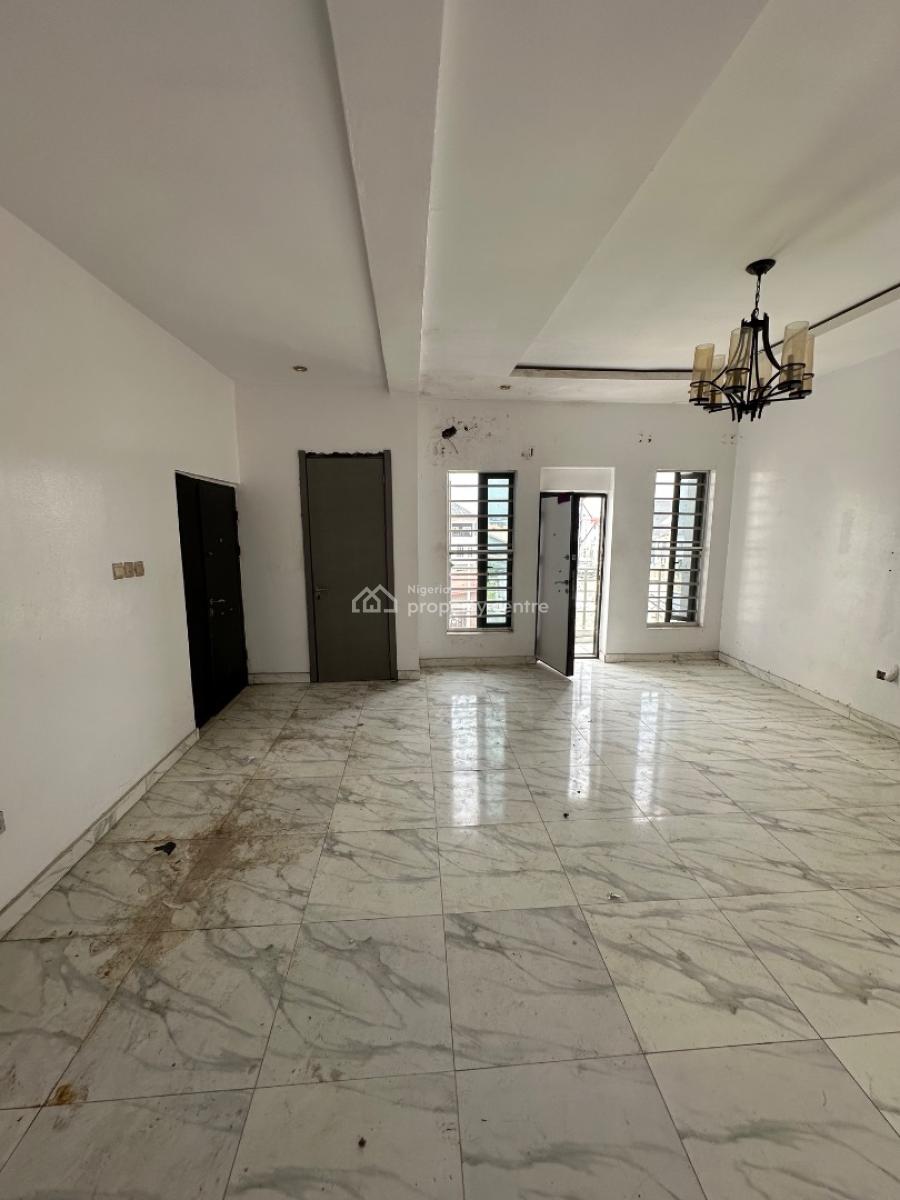 Three Bedroom Flat (2nd Floor), Ilasan, Lekki, Lagos, Flat / Apartment for Rent