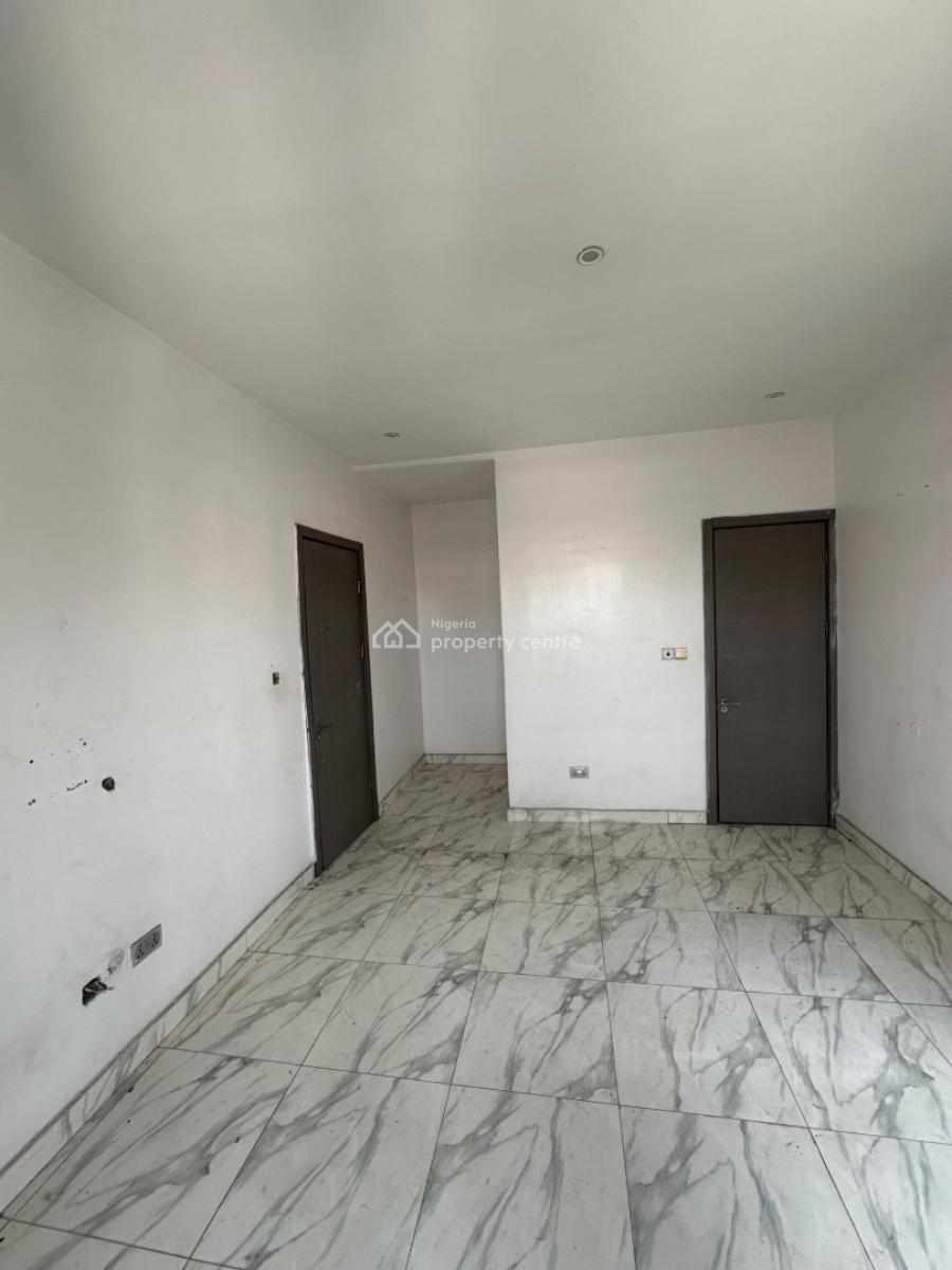 Three Bedroom Flat (2nd Floor), Ilasan, Lekki, Lagos, Flat / Apartment for Rent