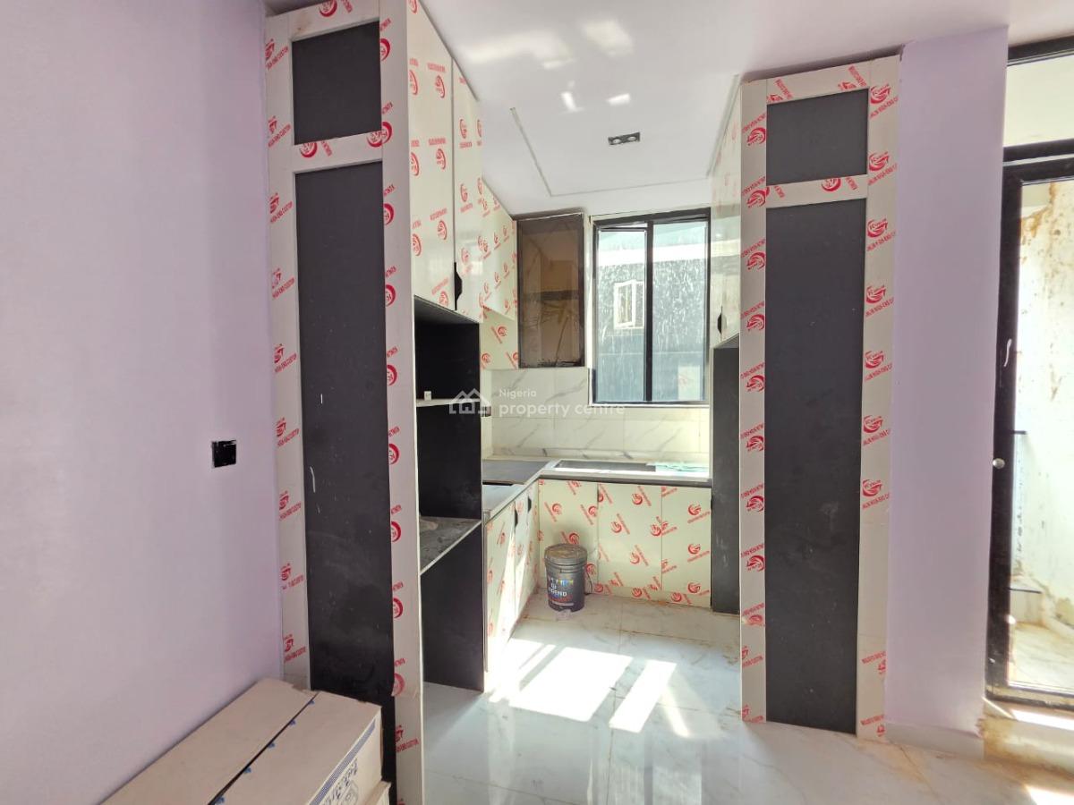 1 Bedroom Apartment with Elevator, Gym Swimming Pool, Ikate Elegushi, Lekki, Lagos, Mini Flat (room and Parlour) for Sale