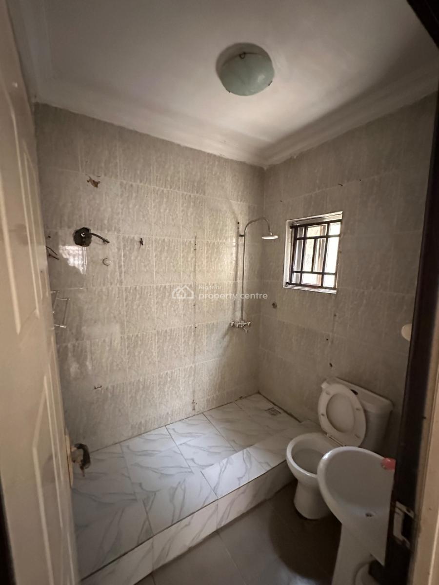 Three Bedroom Flat (down Floor), Salem, Ilasan, Lekki, Lagos, Flat / Apartment for Rent