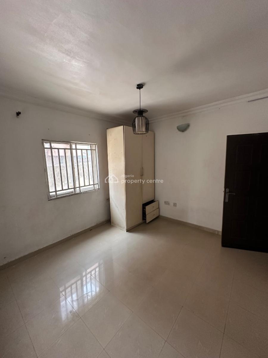 Three Bedroom Flat (down Floor), Salem, Ilasan, Lekki, Lagos, Flat / Apartment for Rent