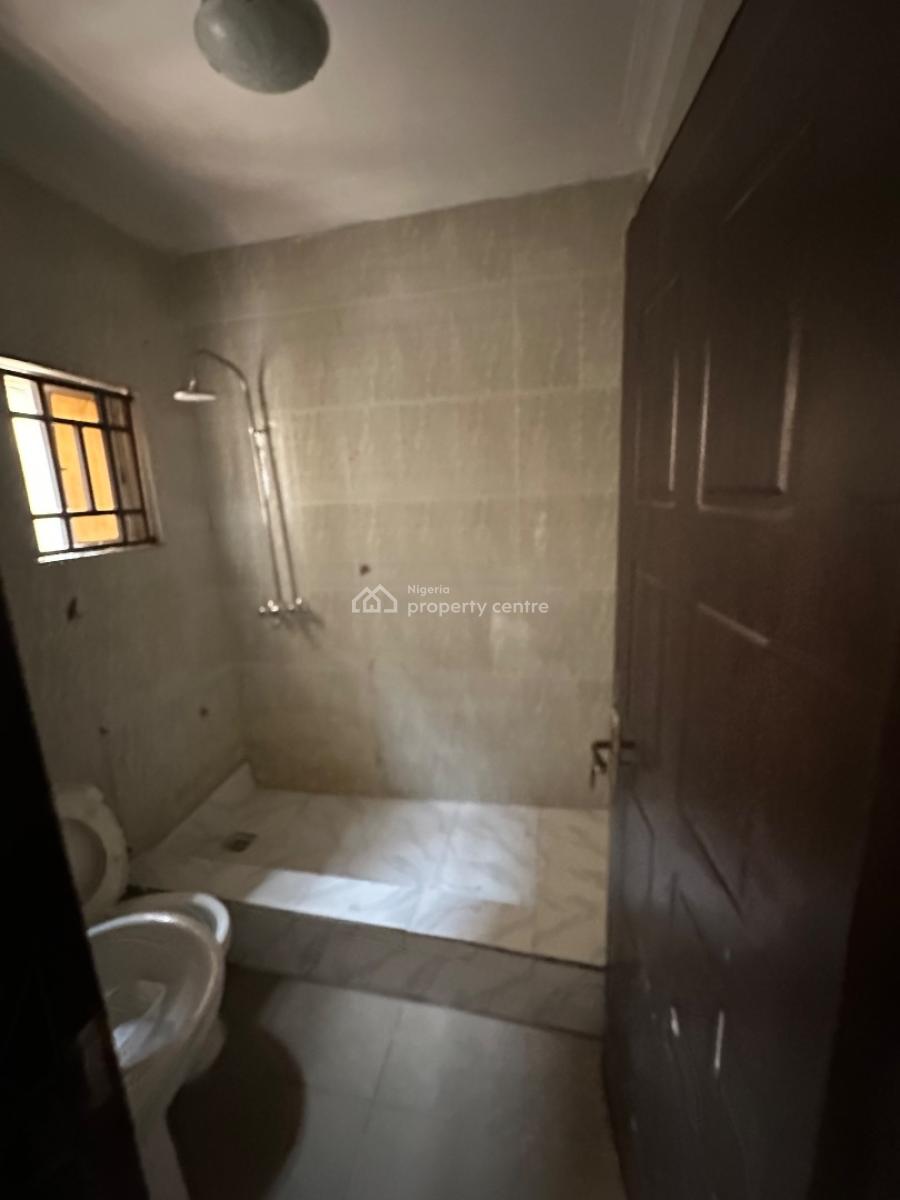 Three Bedroom Flat (down Floor), Salem, Ilasan, Lekki, Lagos, Flat / Apartment for Rent