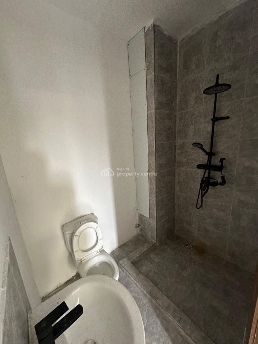 Two Bedroom Flat with Aircon, Elevator and Swimming Pool, Salem, Ilasan, Lekki, Lagos, Flat / Apartment for Rent