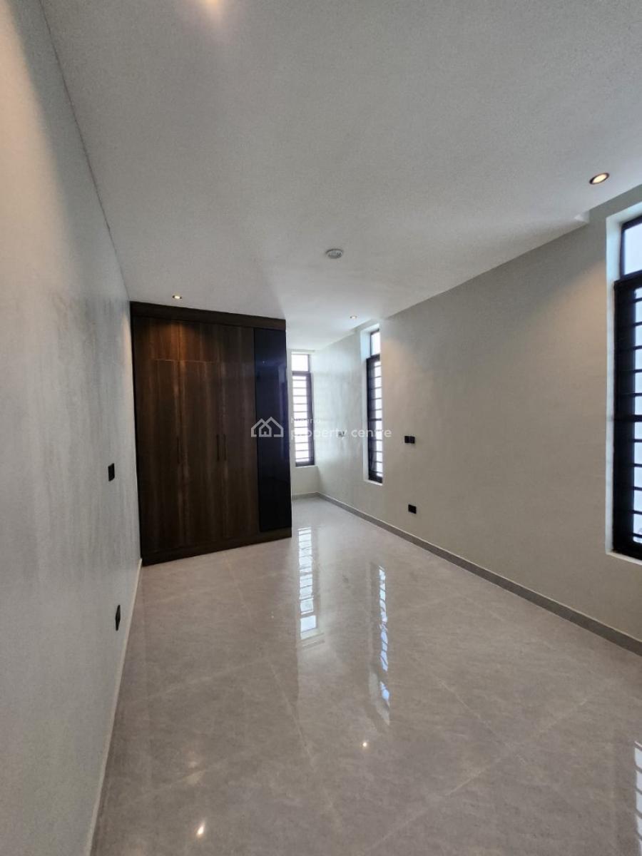5 Bedroom, Chevron Axis, Lekki, Lagos, Detached Duplex for Sale