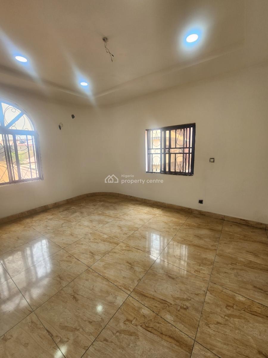 Spacious 2bedroom Apartment in Lekki 1, Off Admiralty Way, Lekki Phase 1, Lekki, Lagos, Flat / Apartment for Rent