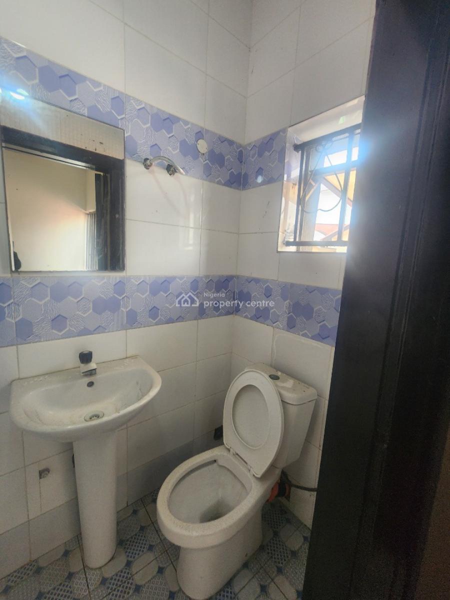 Spacious 2bedroom Apartment in Lekki 1, Off Admiralty Way, Lekki Phase 1, Lekki, Lagos, Flat / Apartment for Rent
