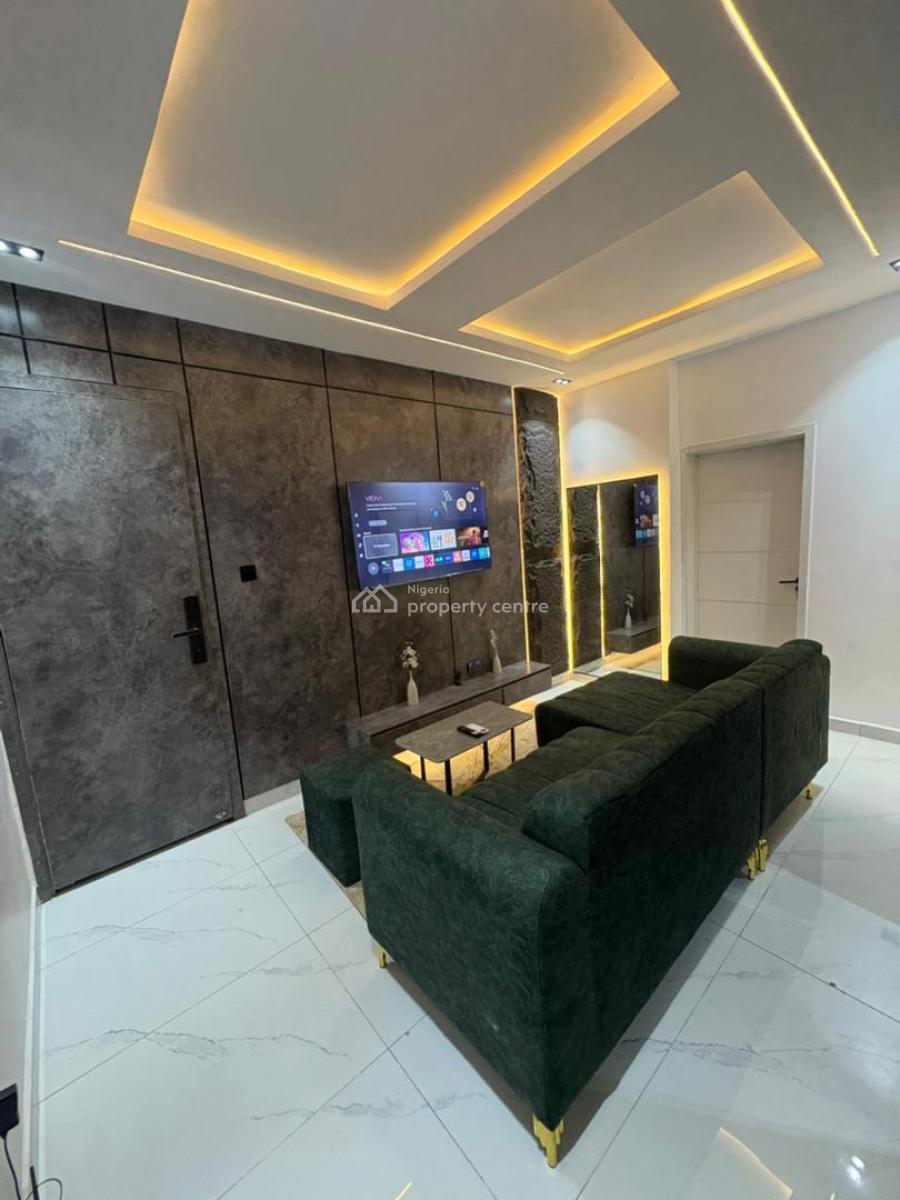 Prime 1 Bedroom Apartment with Balcony, Yaba, Lagos, Flat / Apartment Short Let