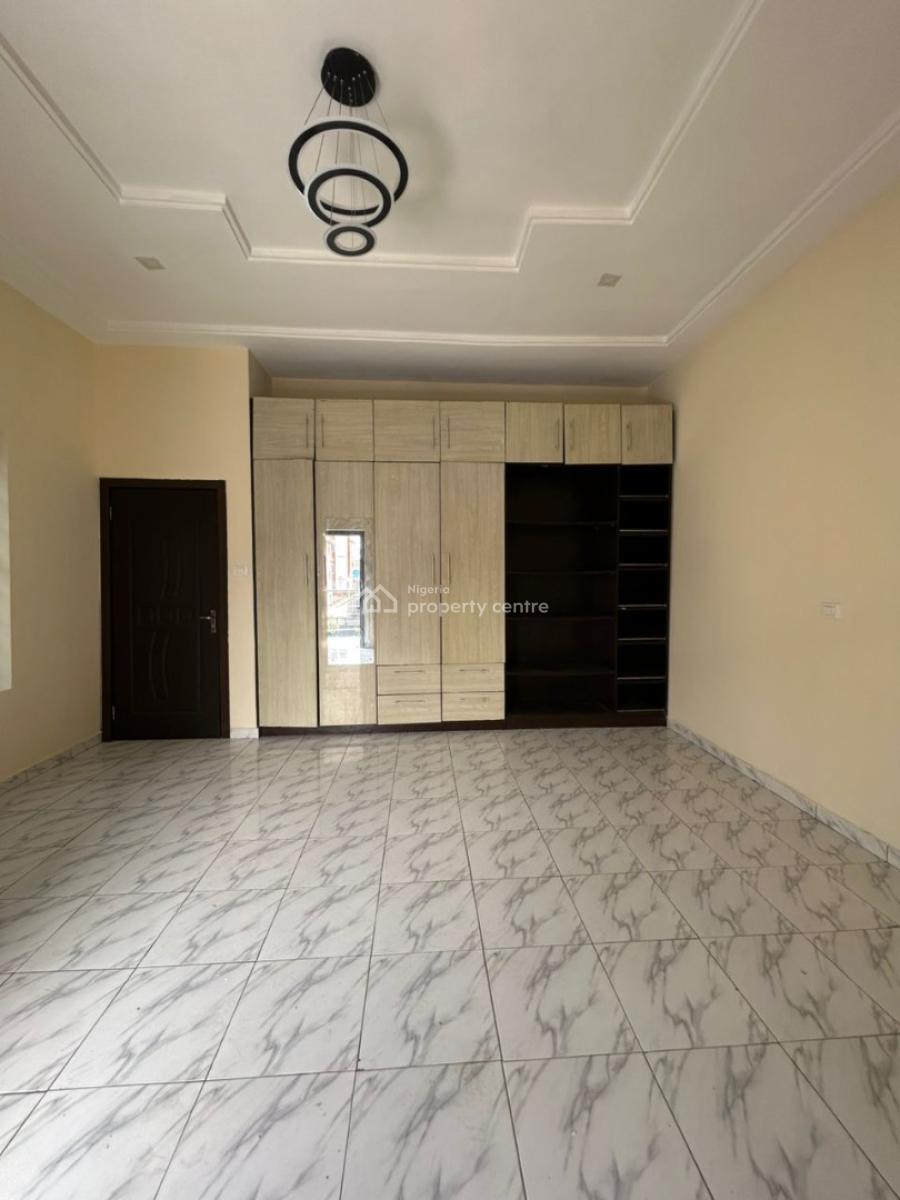 4 Bedroom Semi Detached Duplex with Bq, Ologolo, Lekki, Lagos, Semi-detached Duplex for Rent