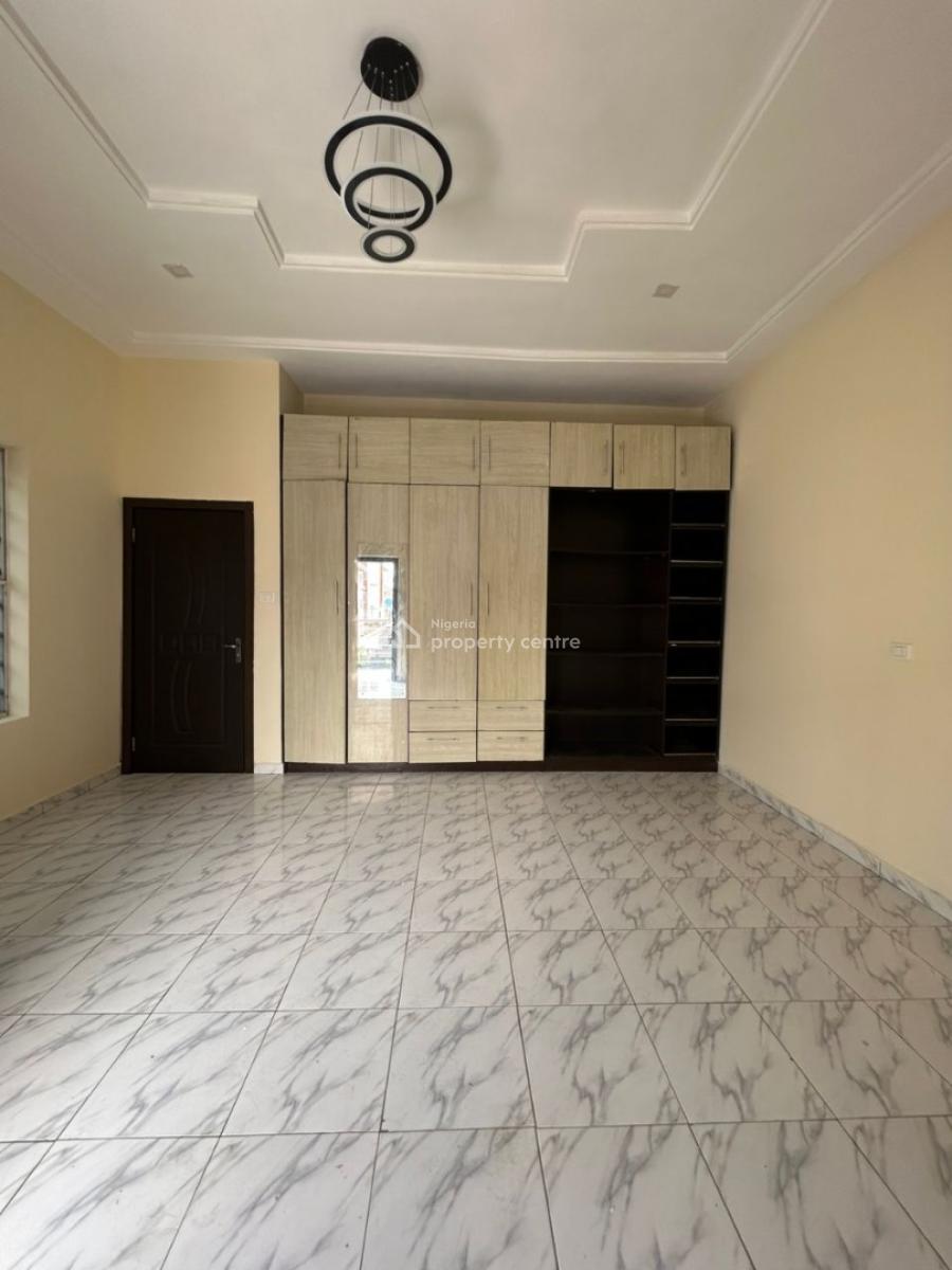 4 Bedroom Semi Detached Duplex with Bq, Ologolo, Lekki, Lagos, Semi-detached Duplex for Rent