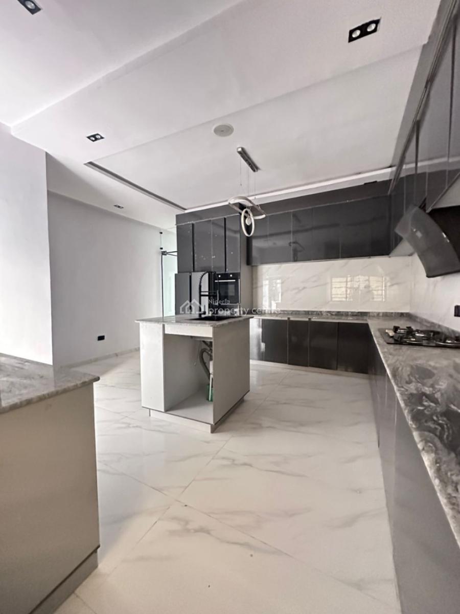 Good Deal Spacious 5 Bedroom Detached with Pool & Bq, Ikota, Lekki, Lagos, Detached Duplex for Sale