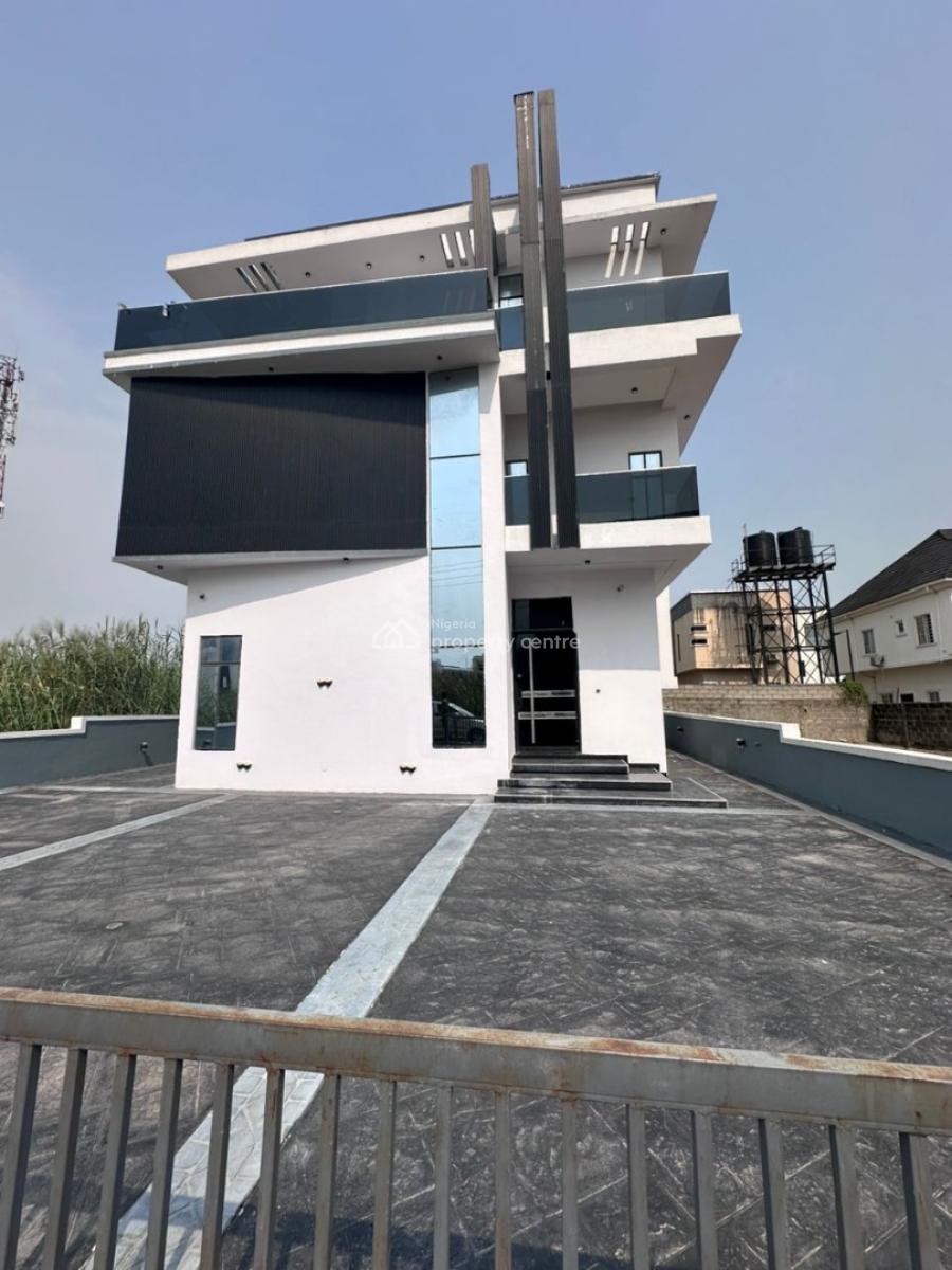 Good Deal Spacious 5 Bedroom Detached with Pool & Bq, Ikota, Lekki, Lagos, Detached Duplex for Sale