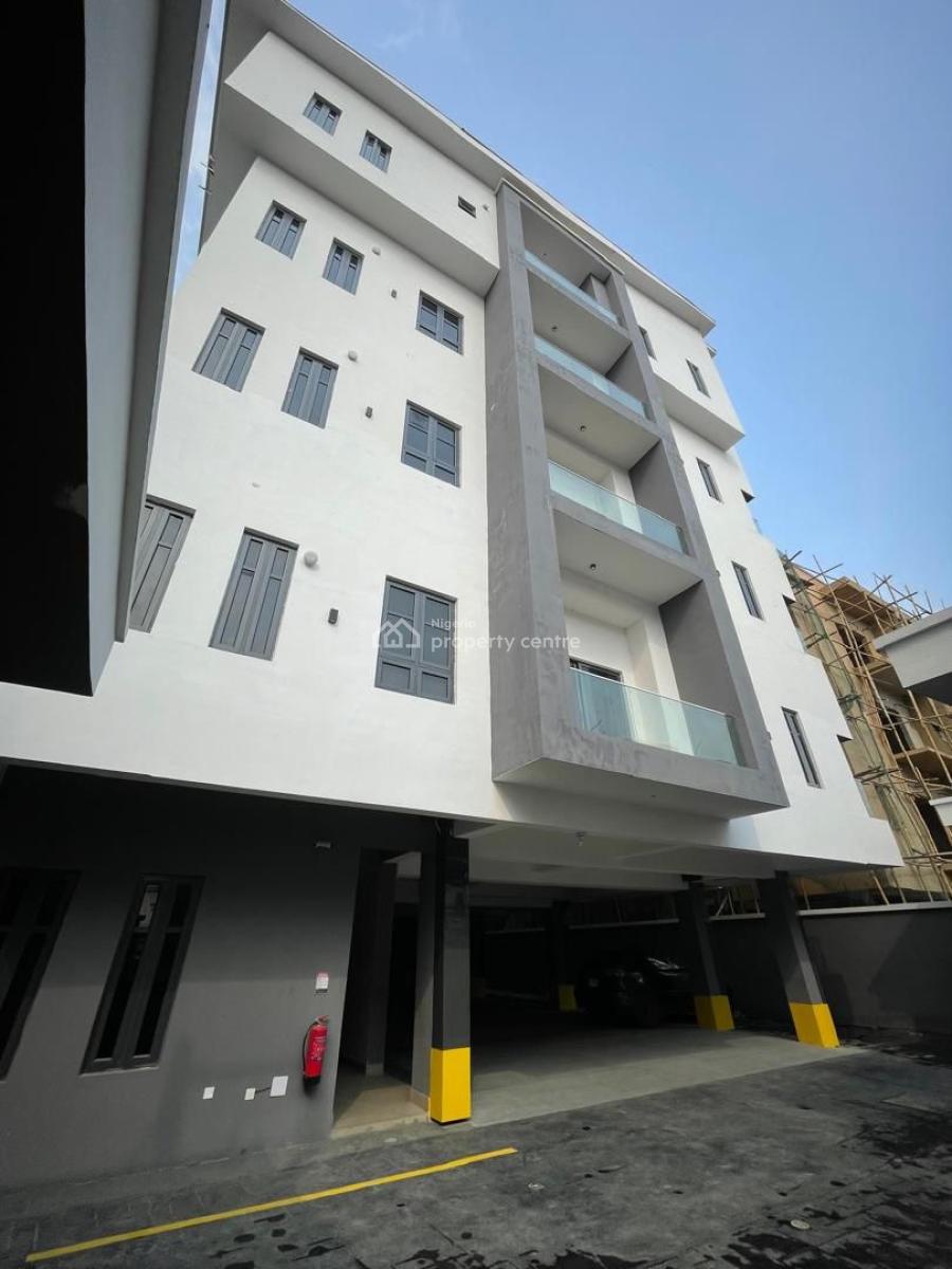 Luxurious Newly Built 2 Bedroom with Boys Quarters in a Secured Estate, Freedom Way, Lekki Phrase 1, Lekki Phase 1, Lekki, Lagos, Flat / Apartment for Rent