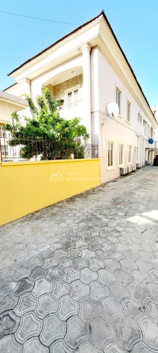 Self Service 3 Bedroom Flat with 1bq Upstairs, Chevy View Estate, Lekki, Lagos, Flat / Apartment for Rent