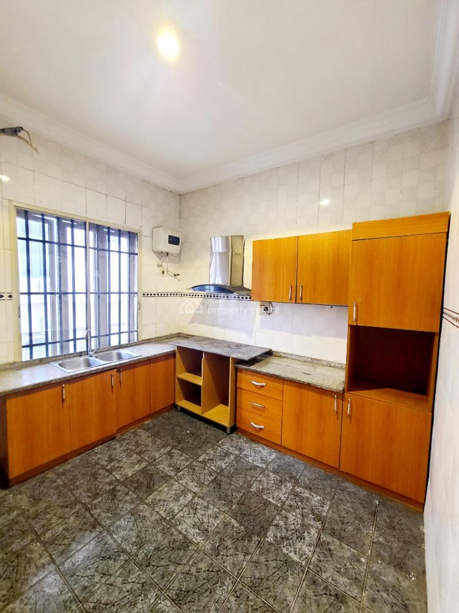 Self Service 3 Bedroom Flat with 1bq Upstairs, Chevy View Estate, Lekki, Lagos, Flat / Apartment for Rent