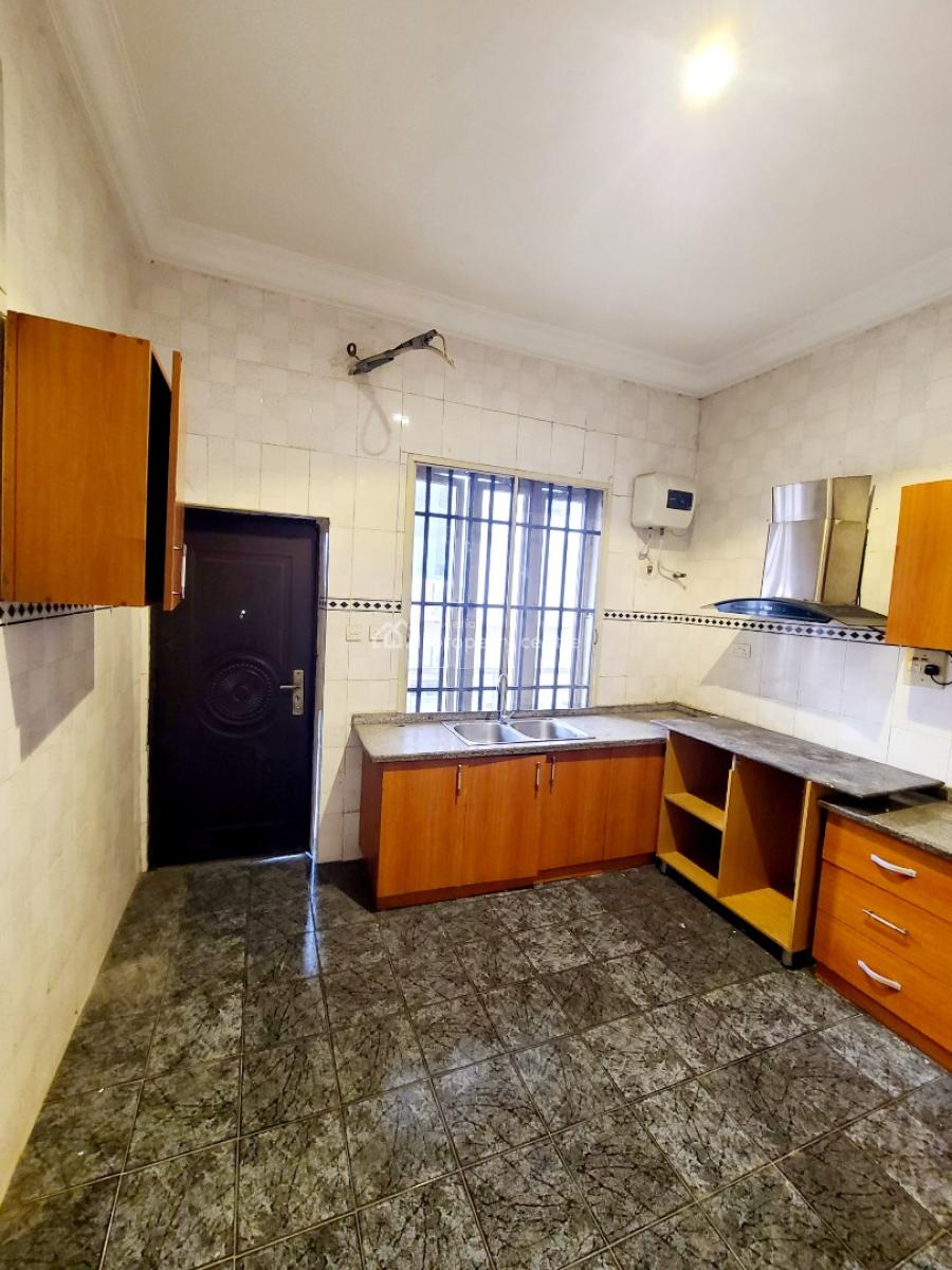 Self Service 3 Bedroom Flat with 1bq Upstairs, Chevy View Estate, Lekki, Lagos, Flat / Apartment for Rent