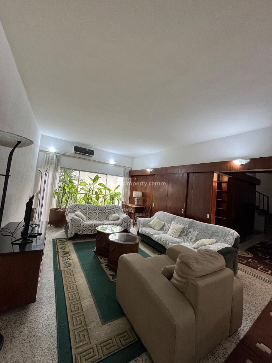 3 Bedroom Maisonette Apartment, Gerard Road, Ikoyi, Lagos, Flat / Apartment for Rent