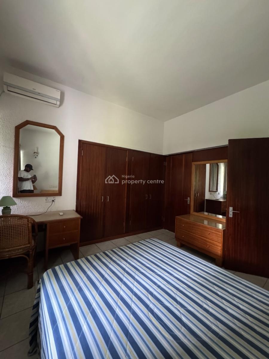 3 Bedroom Maisonette Apartment, Gerard Road, Ikoyi, Lagos, Flat / Apartment for Rent