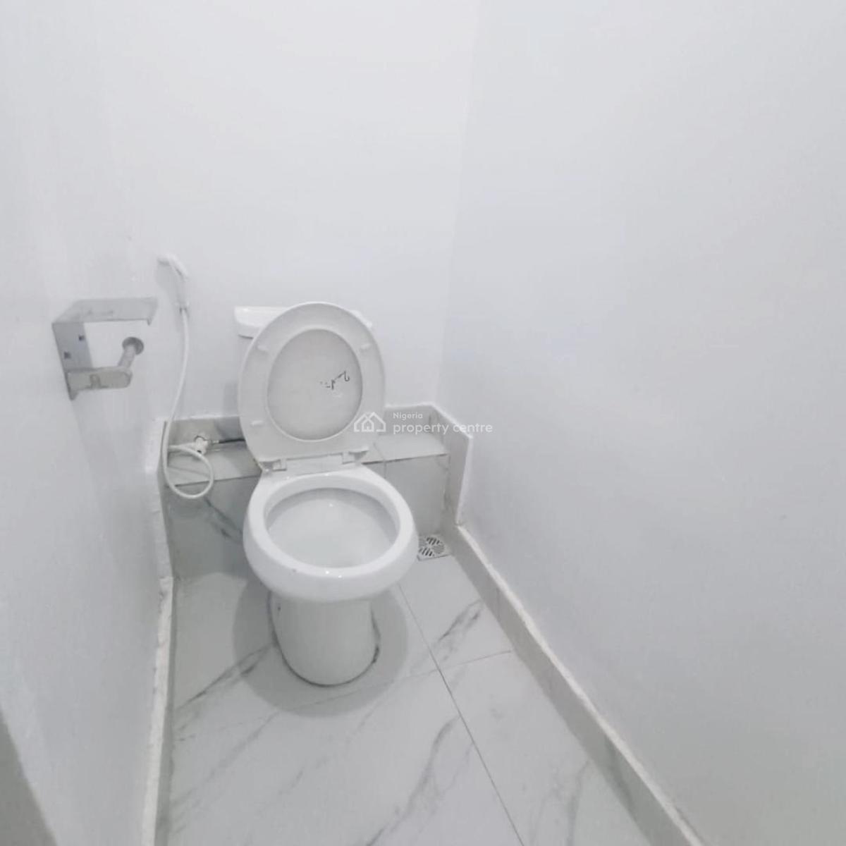 Newly Renovated Luxury 3 Bedroom Flat, Gra Phase 1, Magodo, Lagos, Flat / Apartment for Rent