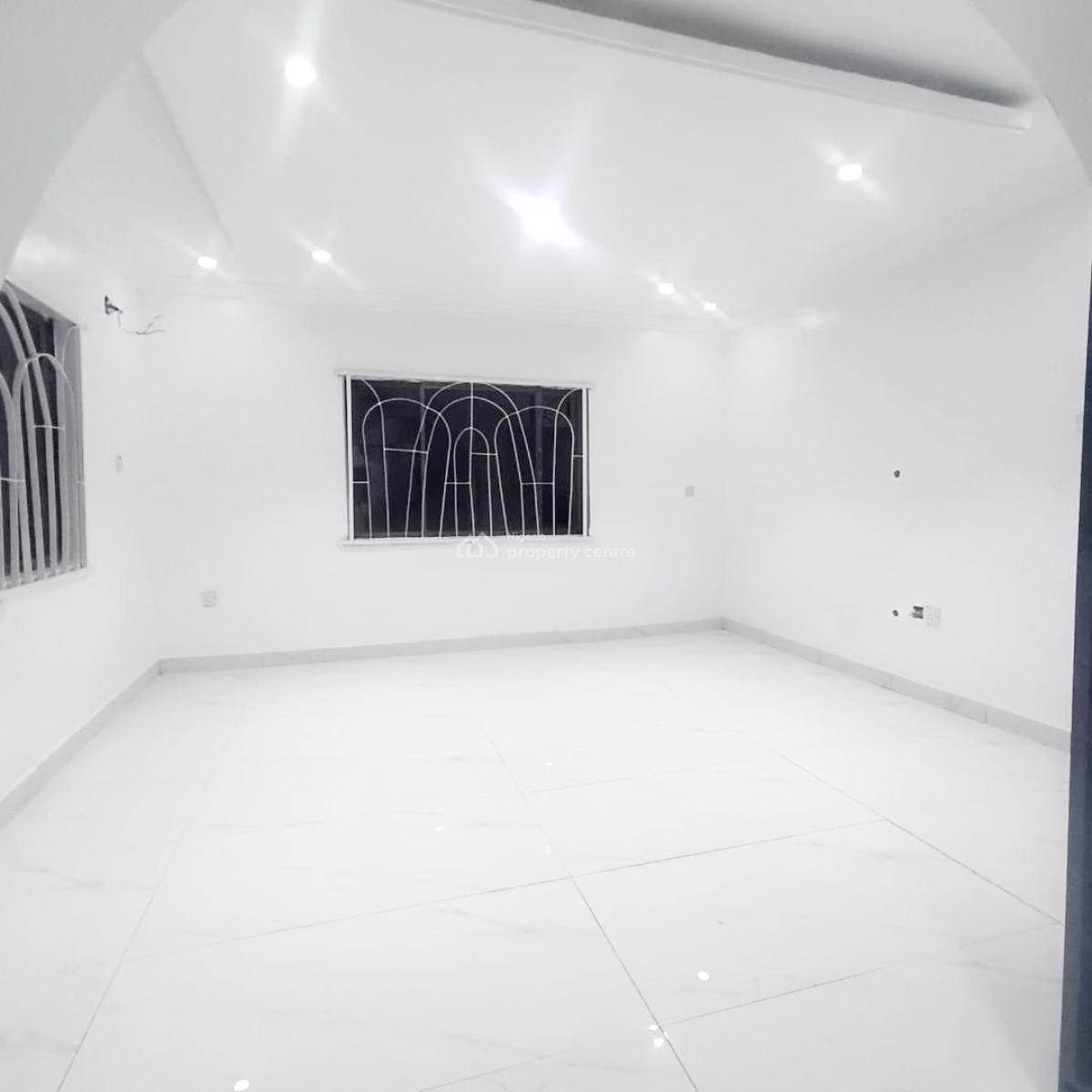 Newly Renovated Luxury 3 Bedroom Flat, Gra Phase 1, Magodo, Lagos, Flat / Apartment for Rent