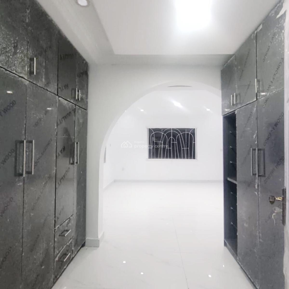 Newly Renovated Luxury 3 Bedroom Flat, Gra Phase 1, Magodo, Lagos, Flat / Apartment for Rent