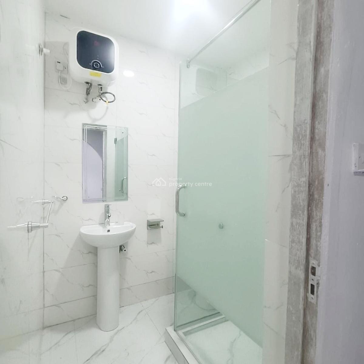 Newly Renovated Luxury 3 Bedroom Flat, Gra Phase 1, Magodo, Lagos, Flat / Apartment for Rent