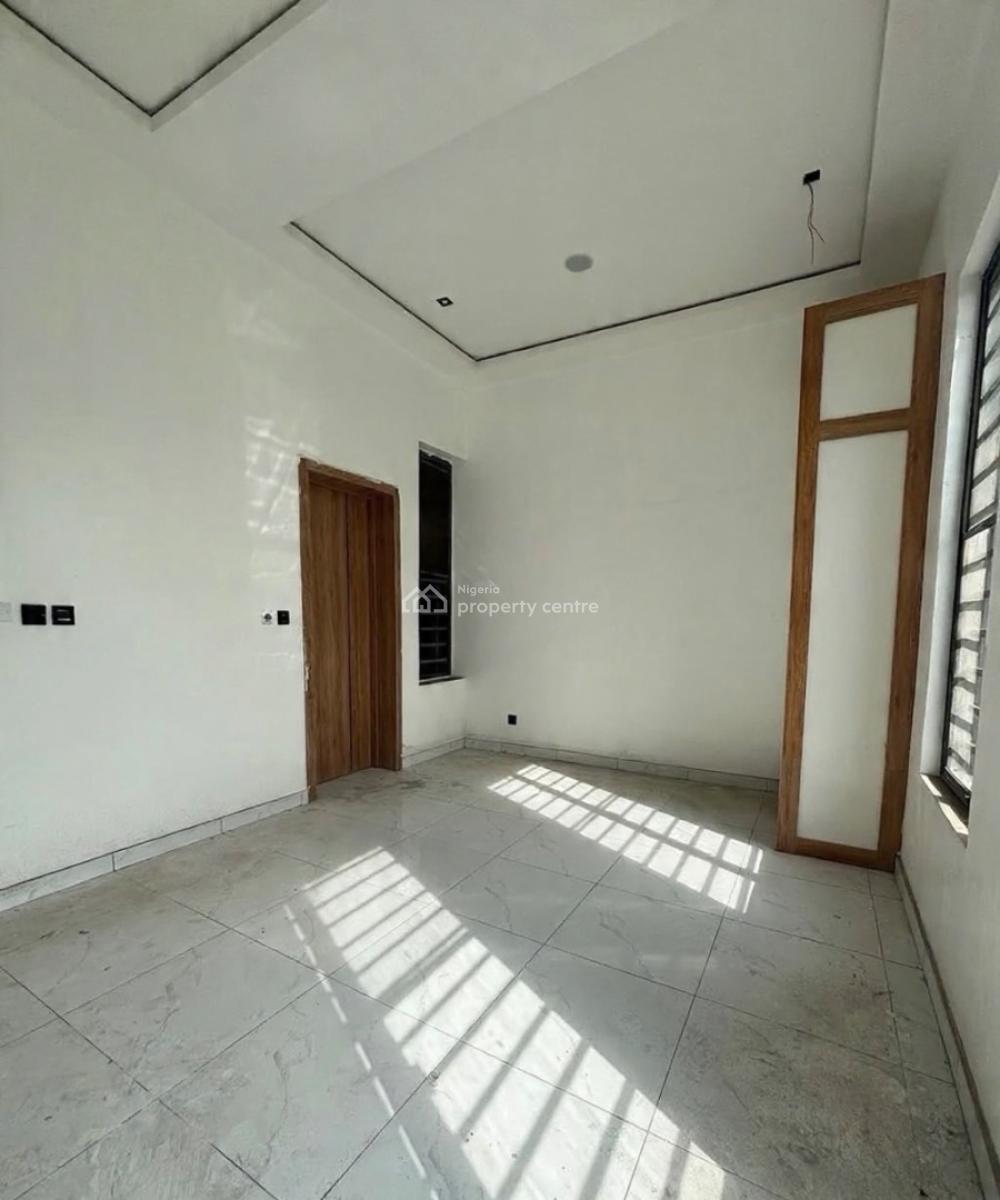 Contemporary 2 Bedroom Apartment with Bq, Ikate, Lekki, Lagos, Block of Flats for Sale