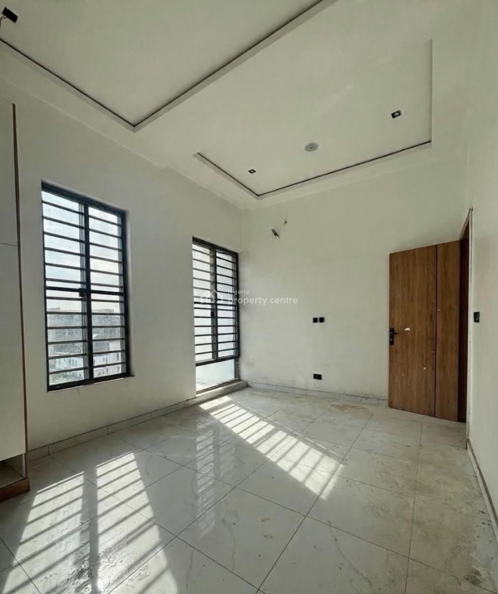 Contemporary 2 Bedroom Apartment with Bq, Ikate, Lekki, Lagos, Block of Flats for Sale