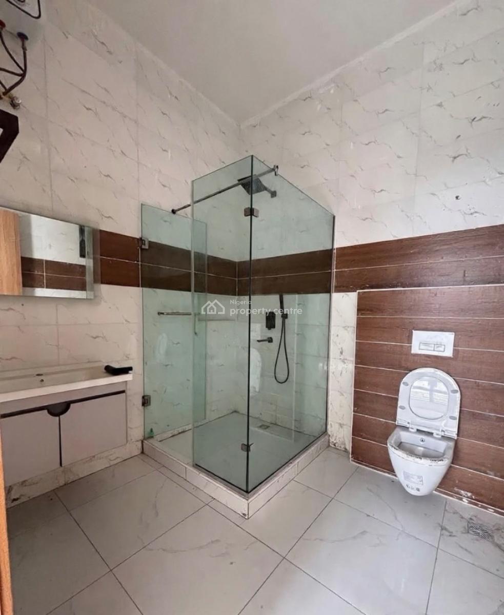 Contemporary 2 Bedroom Apartment with Bq, Ikate, Lekki, Lagos, Block of Flats for Sale