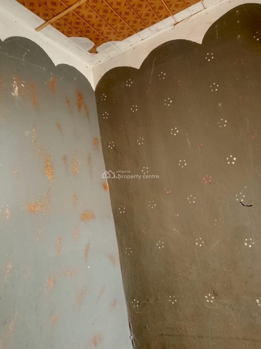 a Clean Room and Parlor Self Contain, Lucky Fiber Road, Ikorodu, Lagos, Flat / Apartment for Rent