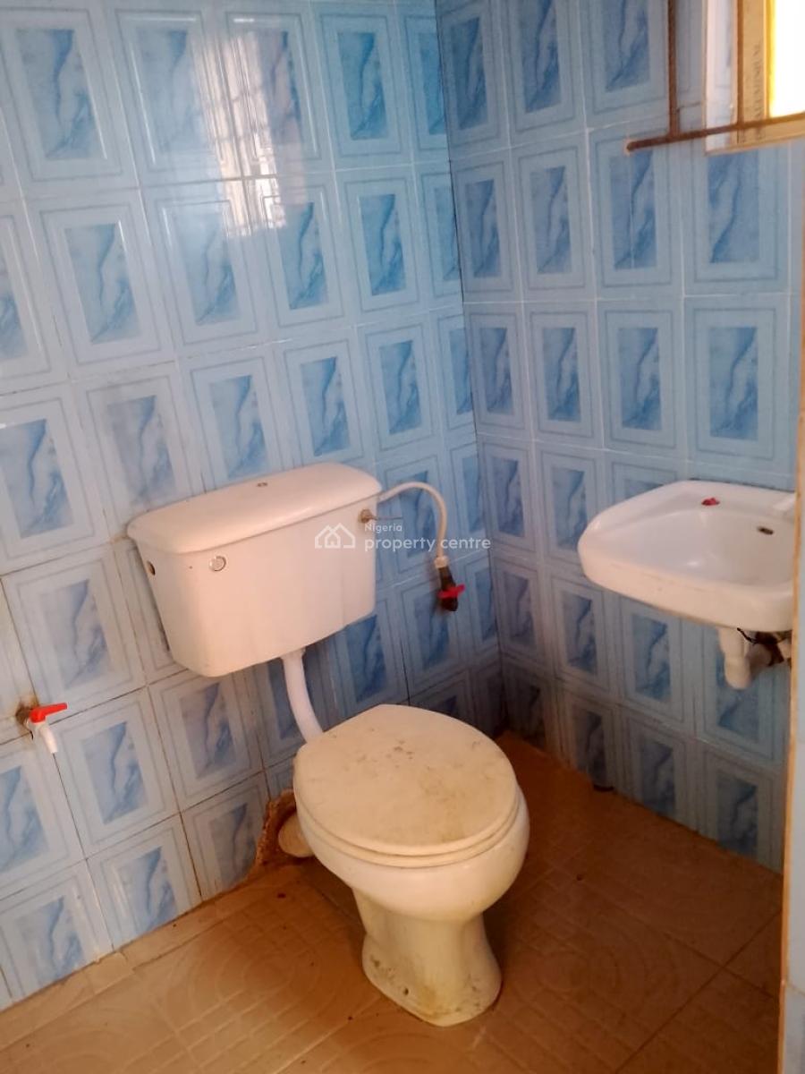 a Clean Room and Parlor Self Contain, Lucky Fiber Road, Ikorodu, Lagos, Flat / Apartment for Rent