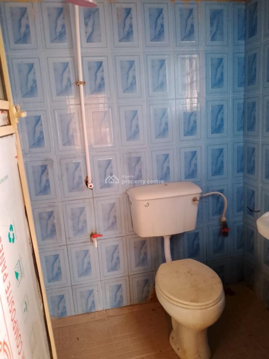 a Clean Room and Parlor Self Contain, Lucky Fiber Road, Ikorodu, Lagos, Flat / Apartment for Rent